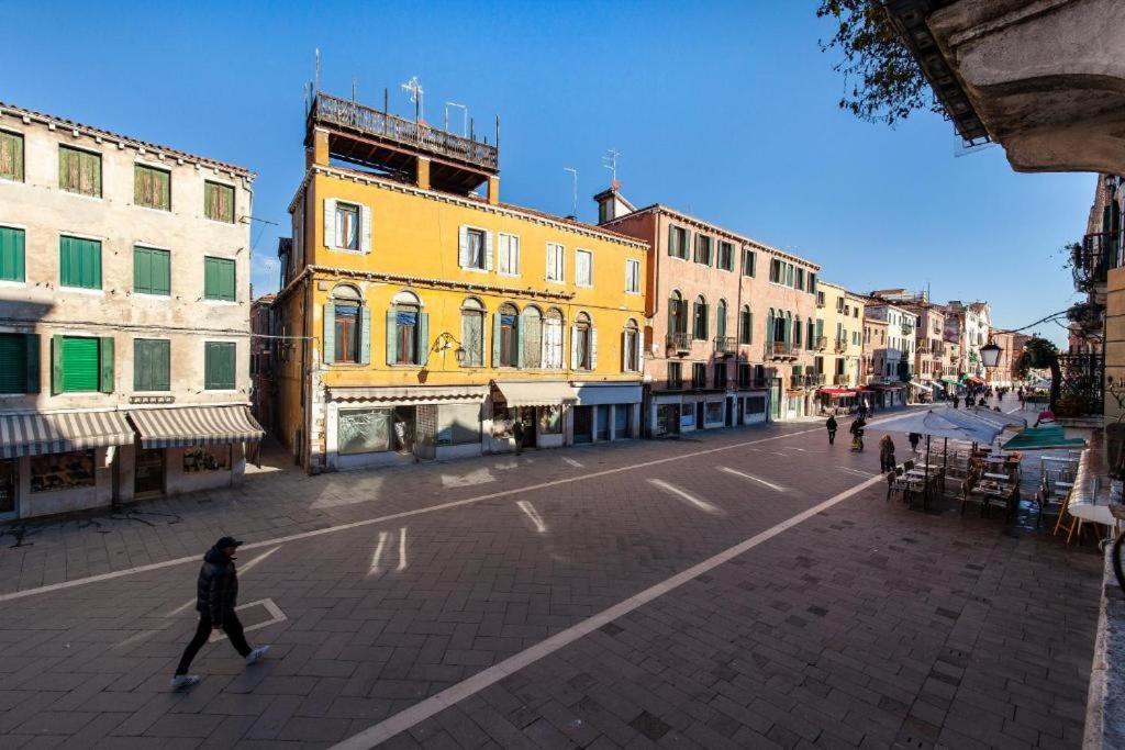 Appartamenti Superior In Via Garibaldi By Bricola Apartments Venedig Exteriör bild